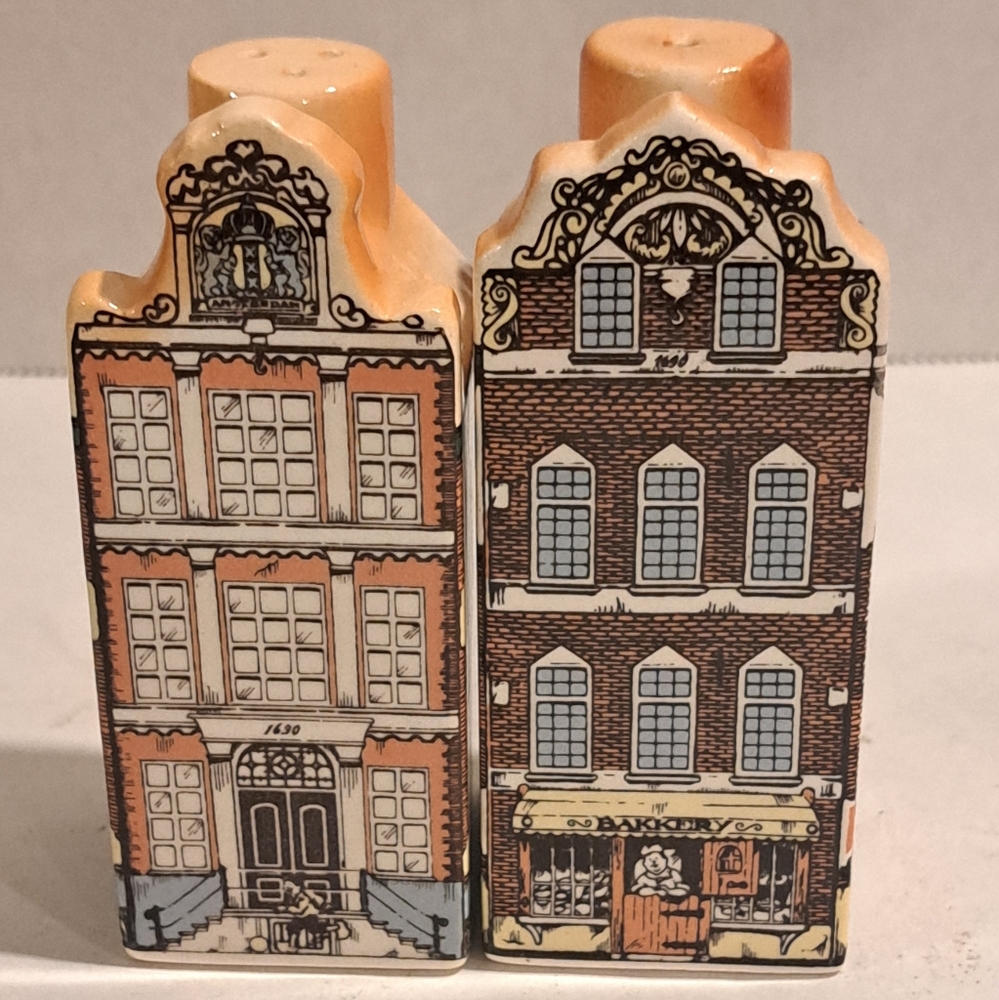 Vintage porcelain salt and pepper shakers  kitchen décor gift idea